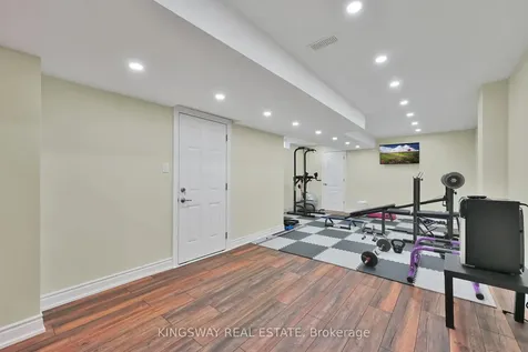 70 Bond Crescent Richmond Hill ON L4E 3K4