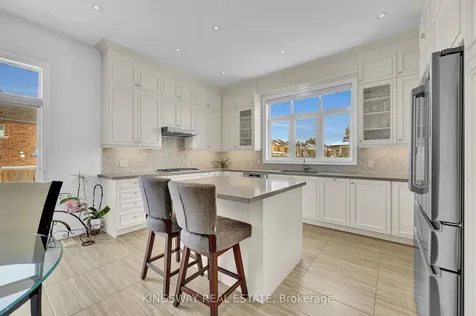 70 Bond Crescent Richmond Hill ON L4E 3K4