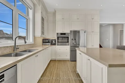 70 Bond Crescent Richmond Hill ON L4E 3K4