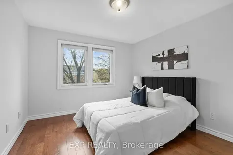 24 Juniper Crescent Markham ON L3R 3Z7