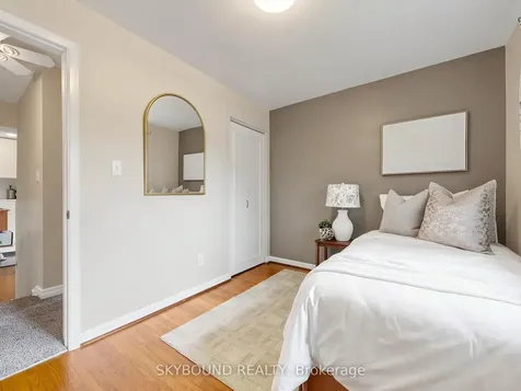 22 Friar Tuck Road Markham ON L3P 1L9