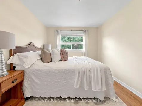 22 Friar Tuck Road Markham ON L3P 1L9