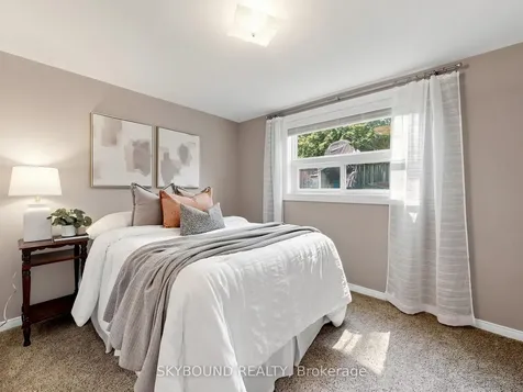 22 Friar Tuck Road Markham ON L3P 1L9