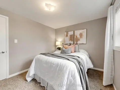 22 Friar Tuck Road Markham ON L3P 1L9