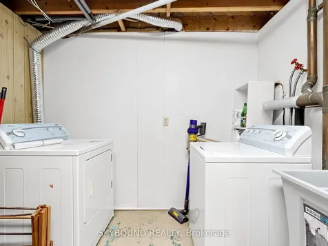 22 Friar Tuck Road Markham ON L3P 1L9