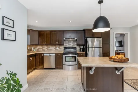 38 Dale Drive New Tecumseth ON L0G 1A0
