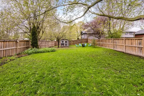 38 Dale Drive New Tecumseth ON L0G 1A0