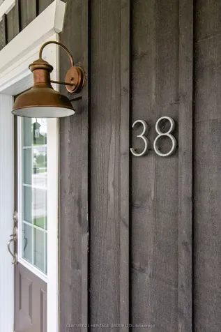 38 Dale Drive New Tecumseth ON L0G 1A0