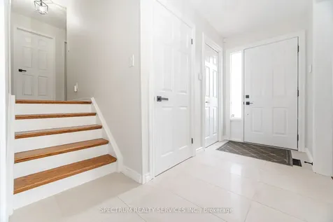 52 French Crescent East Gwillimbury ON L9N 1J9
