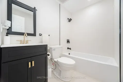 52 French Crescent East Gwillimbury ON L9N 1J9