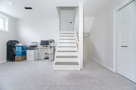 52 French Crescent East Gwillimbury ON L9N 1J9