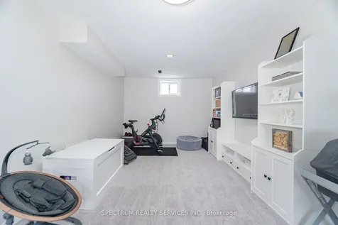 52 French Crescent East Gwillimbury ON L9N 1J9