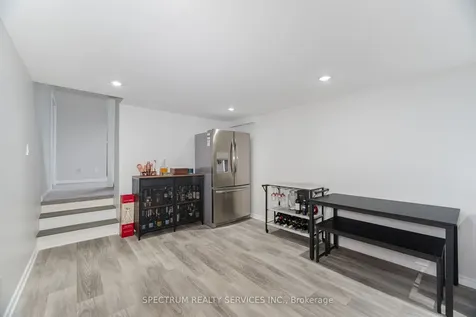 52 French Crescent East Gwillimbury ON L9N 1J9