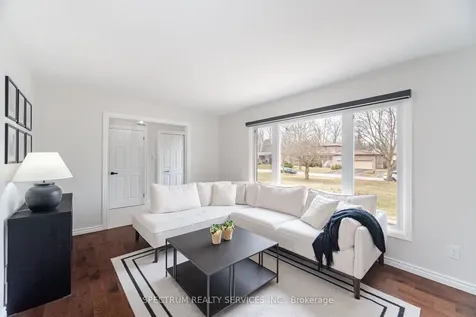 52 French Crescent East Gwillimbury ON L9N 1J9