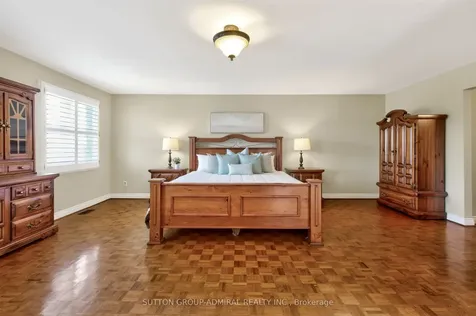 33 Triton Avenue Vaughan ON L4L 6S4
