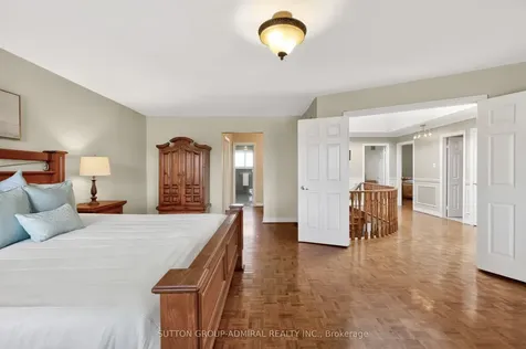 33 Triton Avenue Vaughan ON L4L 6S4