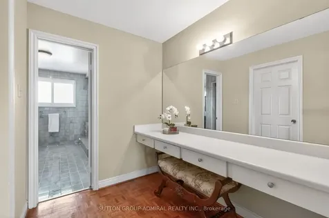 33 Triton Avenue Vaughan ON L4L 6S4