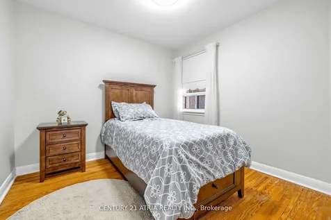 7 Rockport Crescent Richmond Hill ON L4C 2L5