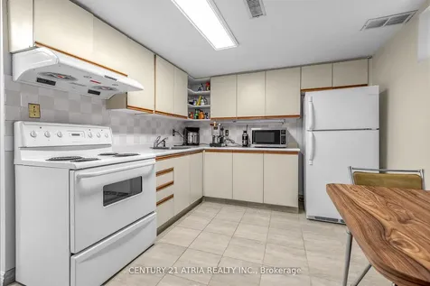 7 Rockport Crescent Richmond Hill ON L4C 2L5