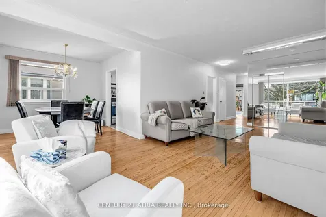 7 Rockport Crescent Richmond Hill ON L4C 2L5