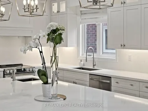 122 Scarlet Way Bradford West Gwillimbury ON L3Z 4J2
