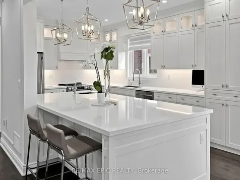 122 Scarlet Way Bradford West Gwillimbury ON L3Z 4J2
