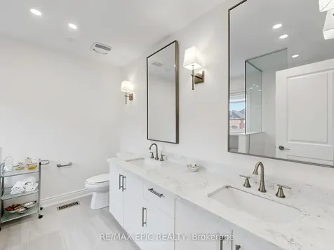 122 Scarlet Way Bradford West Gwillimbury ON L3Z 4J2