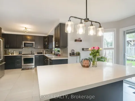 142 Savage Road Newmarket ON L3X 1R3