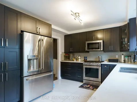 142 Savage Road Newmarket ON L3X 1R3