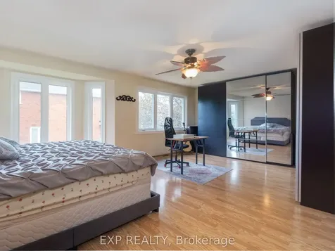 142 Savage Road Newmarket ON L3X 1R3