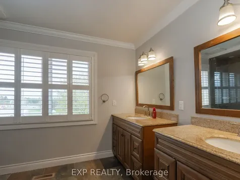 142 Savage Road Newmarket ON L3X 1R3