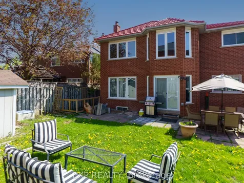 142 Savage Road Newmarket ON L3X 1R3