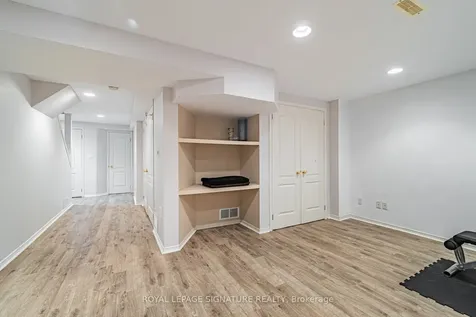 59 Edenbridge Drive Vaughan ON L4J 7V3