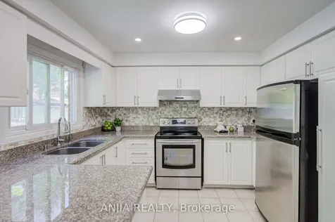 90 Olivewood Drive Markham ON L3S 3E2