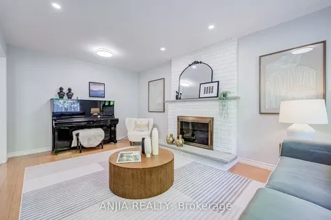 90 Olivewood Drive Markham ON L3S 3E2