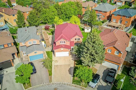 90 Olivewood Drive Markham ON L3S 3E2
