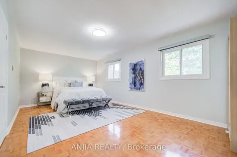 90 Olivewood Drive Markham ON L3S 3E2