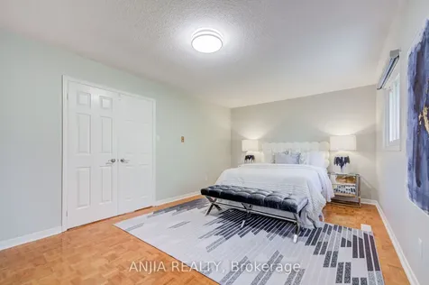 90 Olivewood Drive Markham ON L3S 3E2