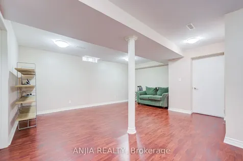 90 Olivewood Drive Markham ON L3S 3E2