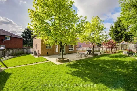 90 Olivewood Drive Markham ON L3S 3E2
