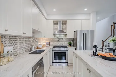 44 Luisa Street Bradford West Gwillimbury ON L3Z 0P2