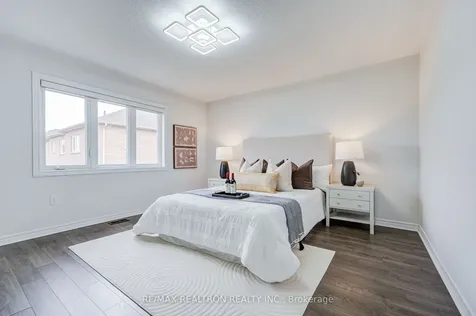 44 Luisa Street Bradford West Gwillimbury ON L3Z 0P2