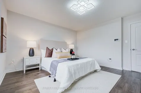 44 Luisa Street Bradford West Gwillimbury ON L3Z 0P2