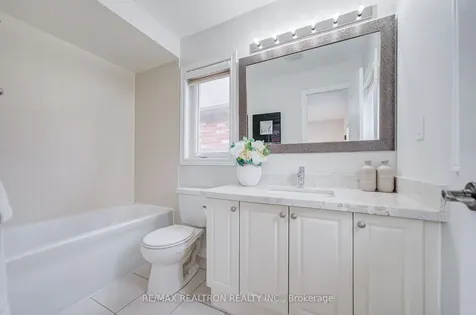 44 Luisa Street Bradford West Gwillimbury ON L3Z 0P2