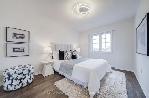 44 Luisa Street Bradford West Gwillimbury ON L3Z 0P2