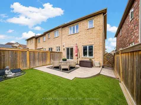 44 Luisa Street Bradford West Gwillimbury ON L3Z 0P2