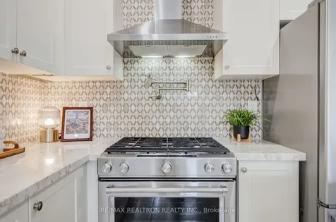44 Luisa Street Bradford West Gwillimbury ON L3Z 0P2