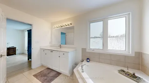 40 Steele Street New Tecumseth ON L9R 0E6
