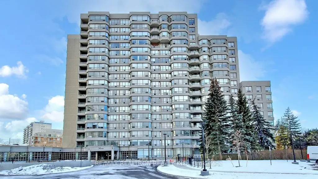 7 Townsgate Drive Vaughan ON L4J 7Z9