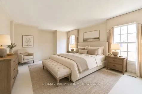 25 Highgrove Crescent Richmond Hill ON L4C 7W9